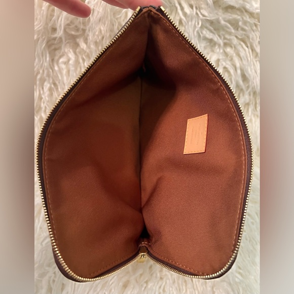 Louis Vuitton Monogram Etui Voyage PM Pouch - Picture 12 of 12